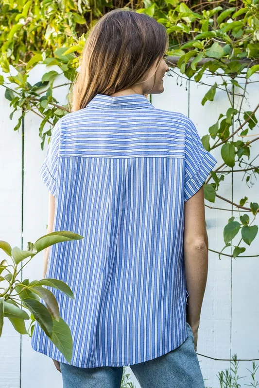 BLUE AND WHITE STRIPED BUTTON-DOWN TOP