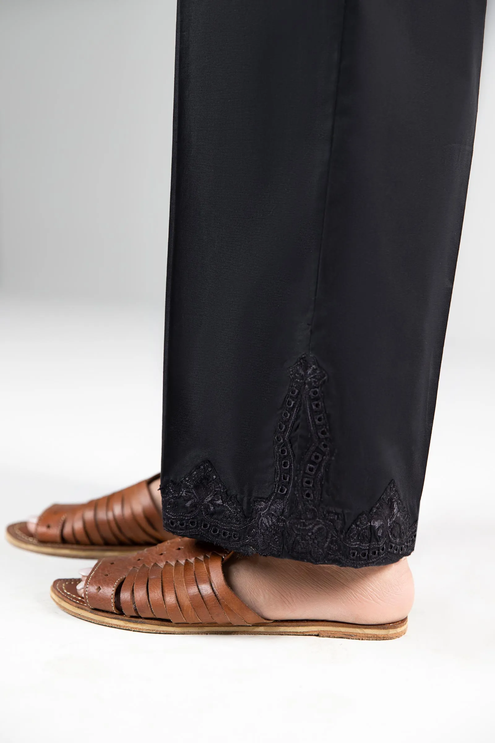 Embroidered Cambric Trouser | MB-WS24-10