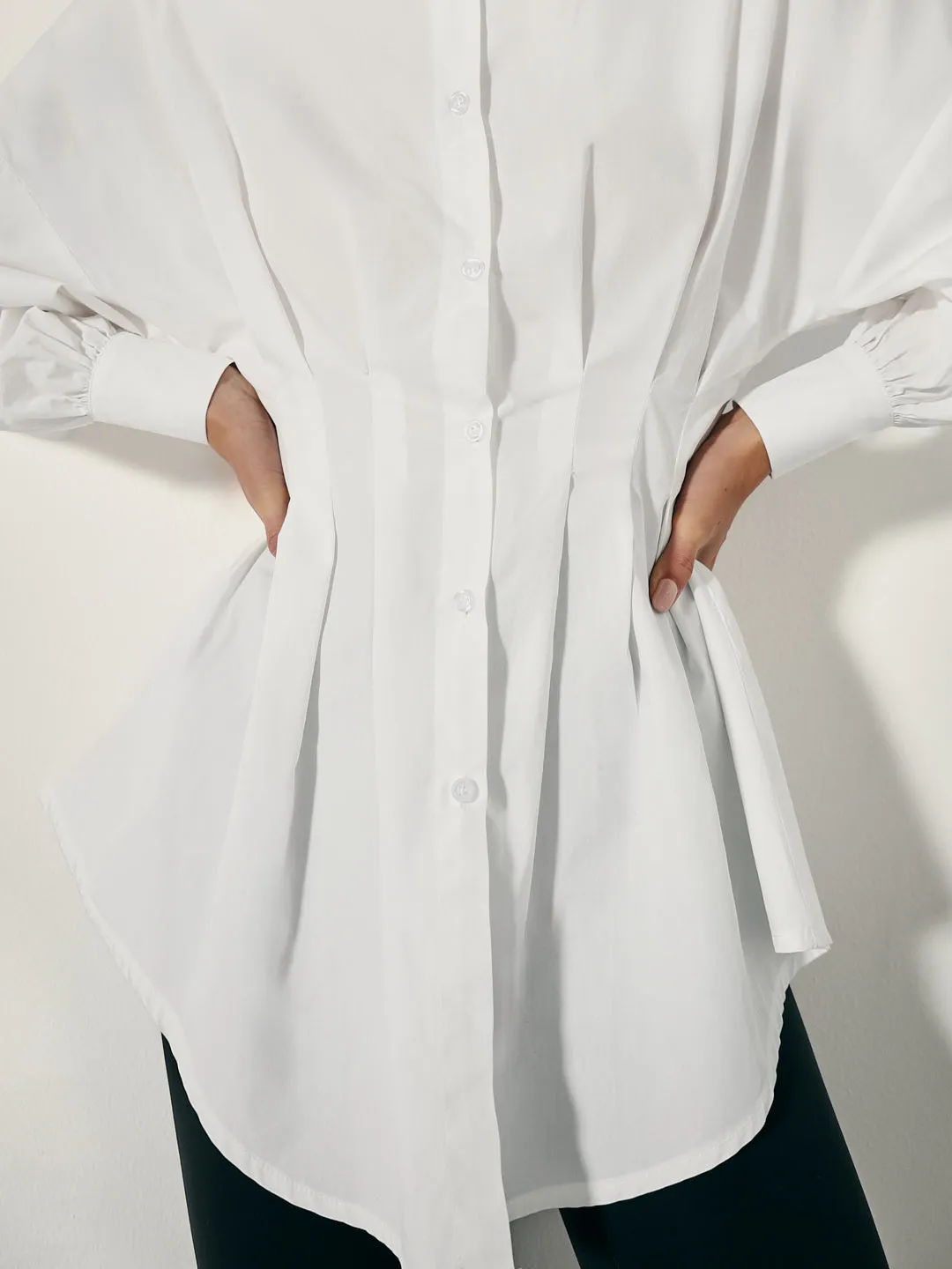 Gabriella Fit & Flare Timeless Shirt | White