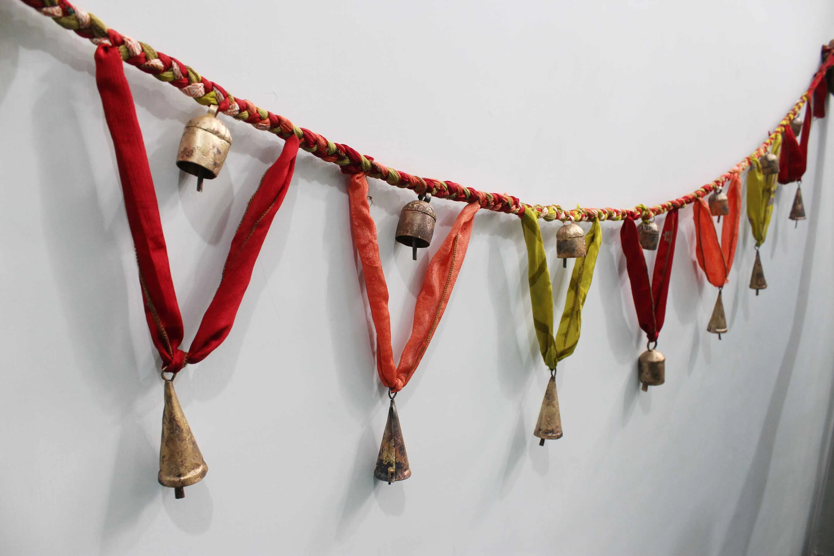 Handmade Bells Garland Boho Theme Garden , Patio , Indoor and Outdoor Party Decoration 1.5 Meters