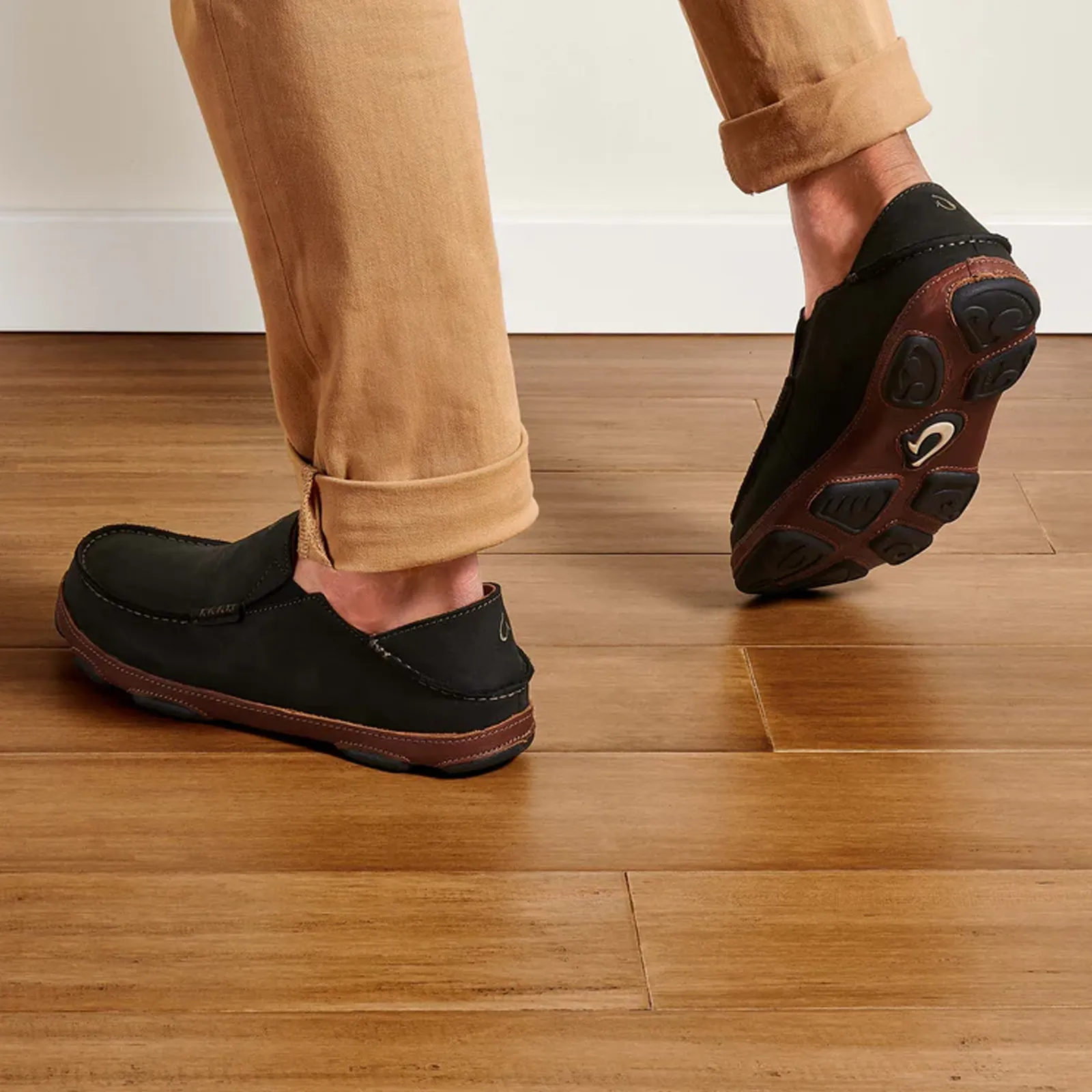 OluKai Moloa Slip On (Men) - Black/Toffee