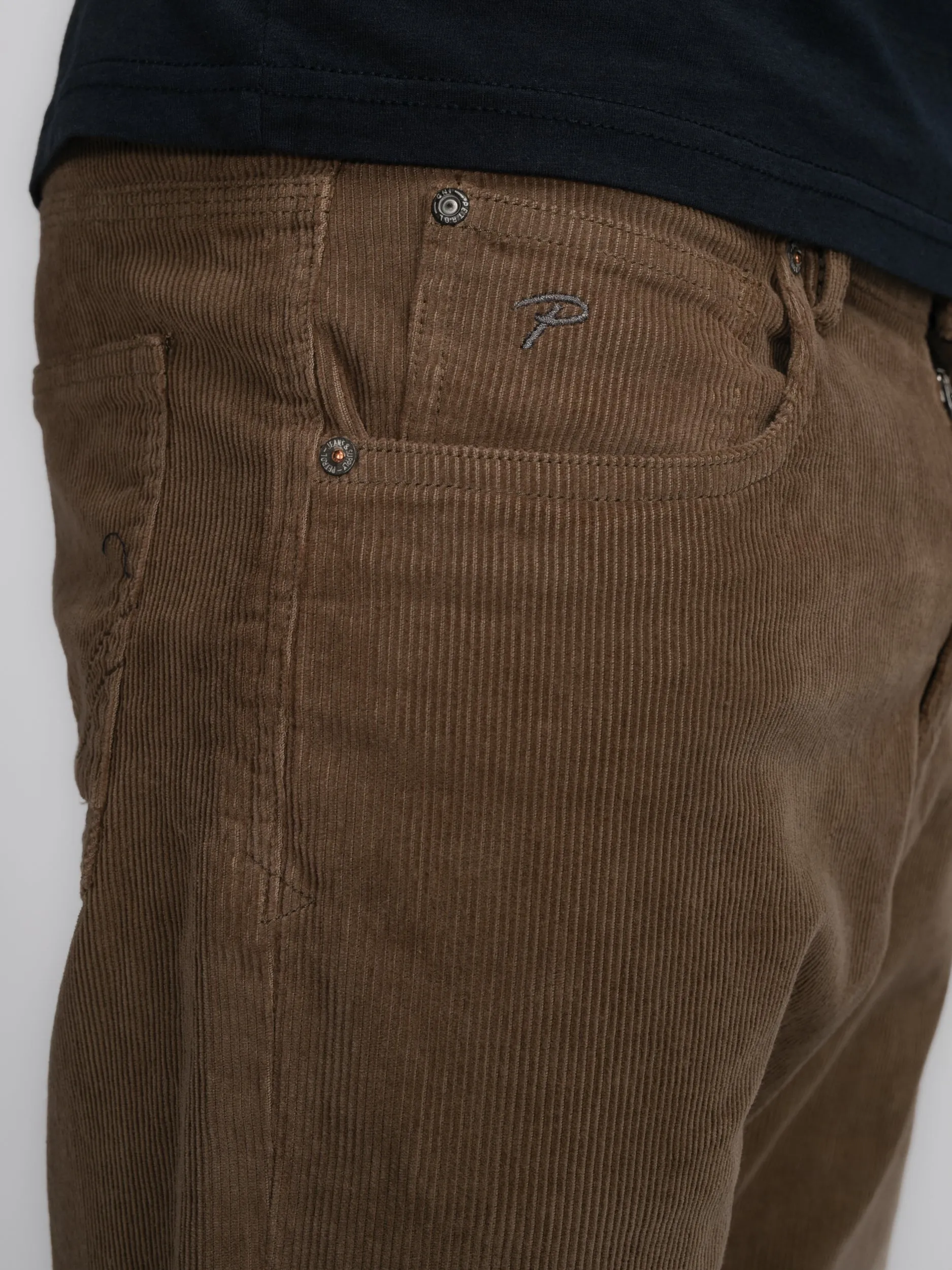 Russel Cords Regular Tapered Fit Pants Wrangell