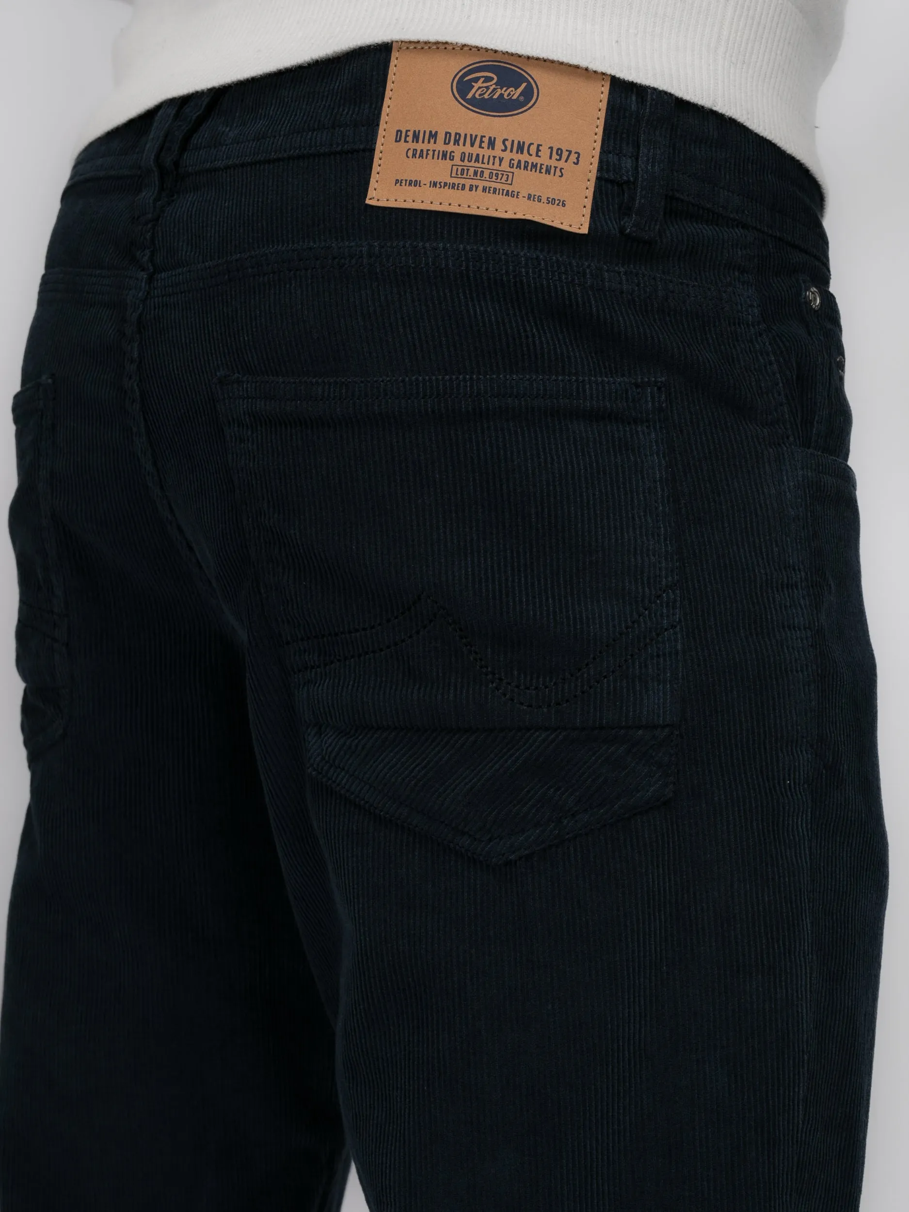 Russel Cords Regular Tapered Fit Pants Wrangell