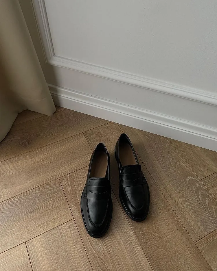 Sara Black Leather Loafers