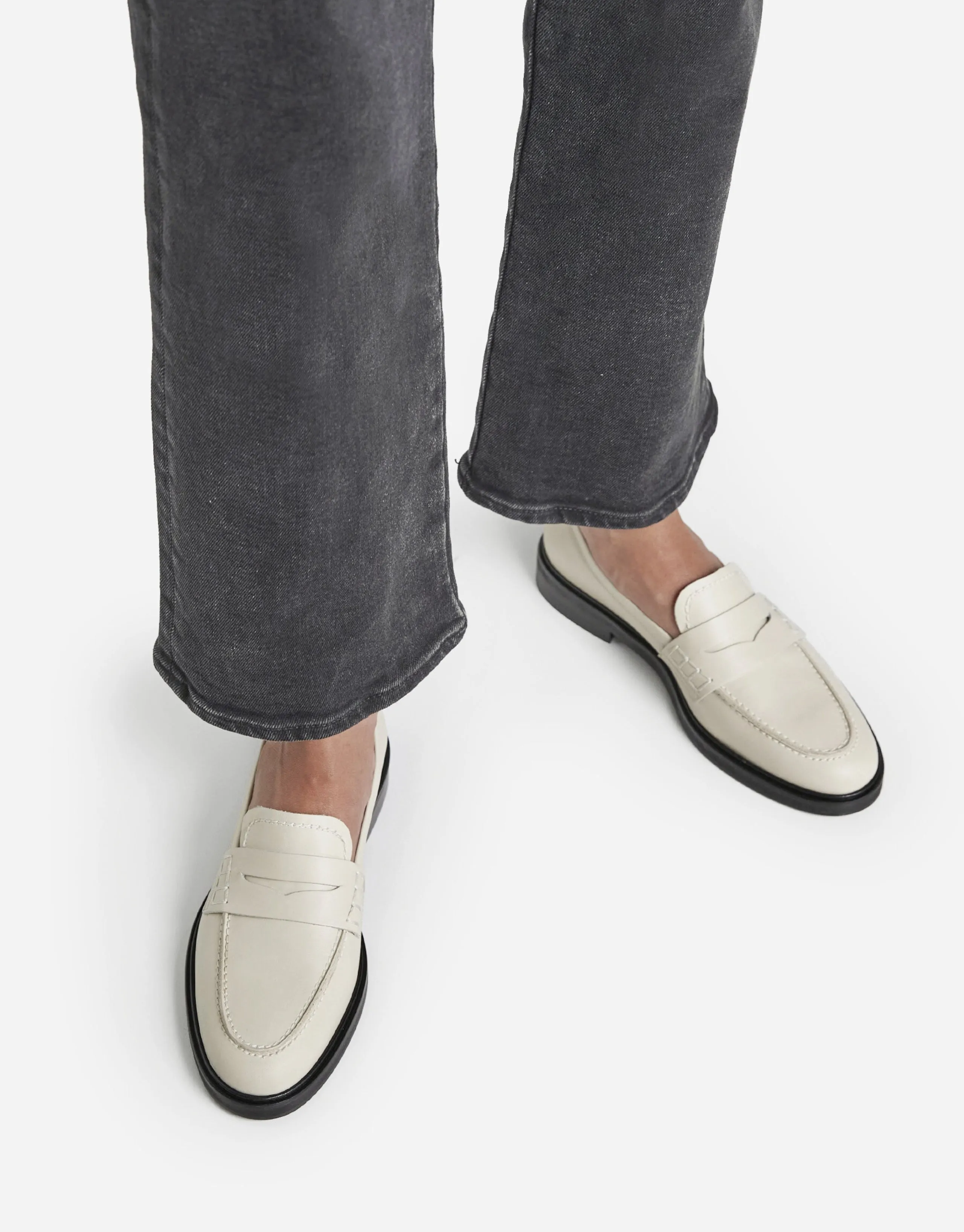 Sara Creme Leather Loafers